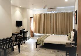 Central Hotel