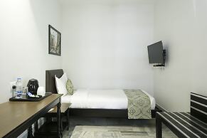 Central Hotel