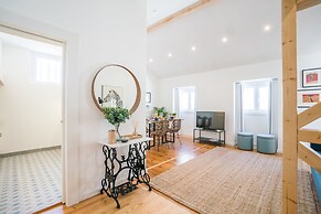 Chiado & Design Apartment