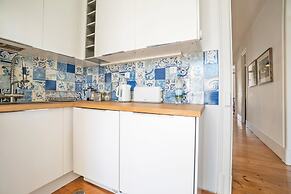 An Ecletic Apartment in Lisbon