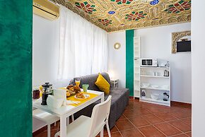 Casablanca Studio Citycenter - Adults Only