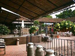 Muddifords Court