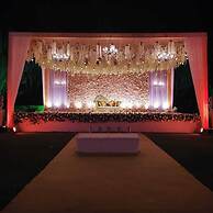 Hotel Raj Bagh Palace