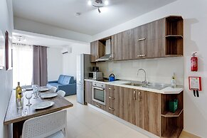 Gorgeous 1BR Apartment Close to Amenities