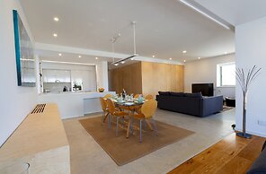 Modern-luxury in Tigne Point w Pool, Best Location