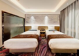 W Kardon Hotel