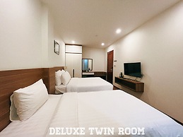 Paragon Noi Bai Hotel and Pool