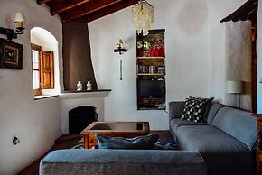 1145 Cortijo la Perla