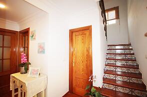 1057 Villa Maite