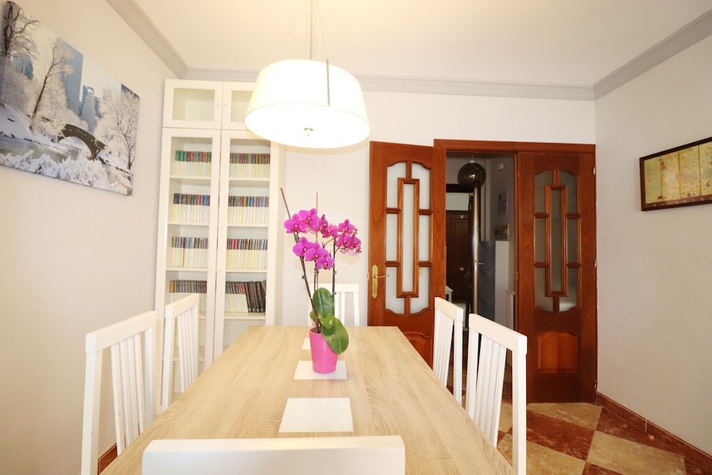 1080 Apartment Olivia