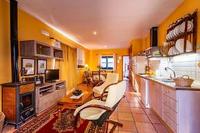 1133 Villa Dachita