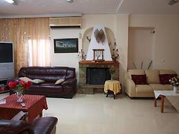 Hotel Pyrgos