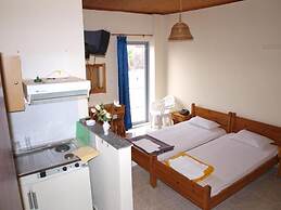 Hotel Pyrgos