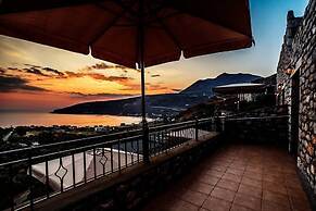 Onar Mani Suites