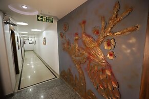 ADB Rooms Hotel Noratan Palace