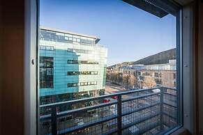 Contemporary Holyrood Apartment