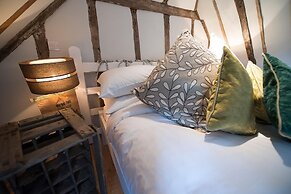 The Woolpack Inn Warehorne