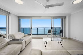 Peninsula Resort - Private Apartments