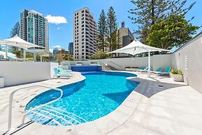 Peninsula Resort - Private Apartments