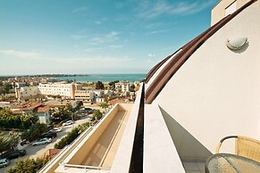 Seaden Sweet Park Hotel