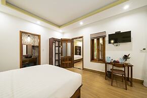 Blue Whale Homestay