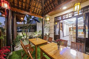 Blue Whale Homestay
