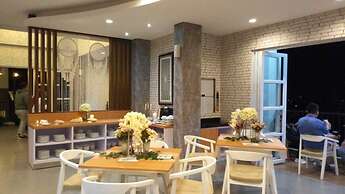 Are You And I Bed & Breakfast