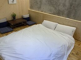 Gu Yi B&B