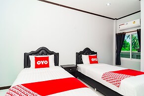 OYO 533 Runya Poolvilla
