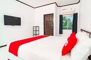 OYO 533 Runya Poolvilla