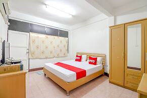 OYO 525 MRT Phetkasem 48 Place