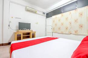 OYO 525 MRT Phetkasem 48 Place