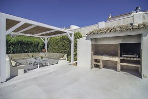 Casa DEL Rull