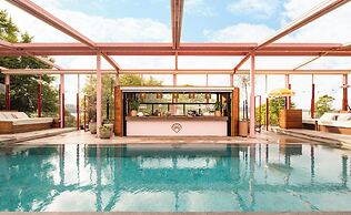 Ellery Beach House