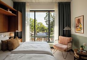 Ellery Beach House