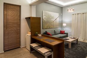 Beautiful Modern Aprt with 1BR in DT Athens