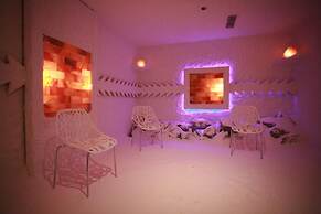 Nevali Hotel