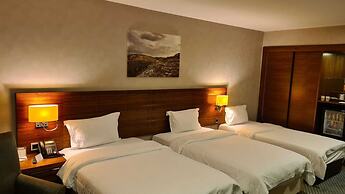 Nevali Hotel