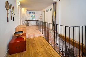 Old Tree Villa