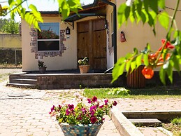 Armenian Village Park Hotel