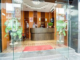 OYO 89712 Grand Inn