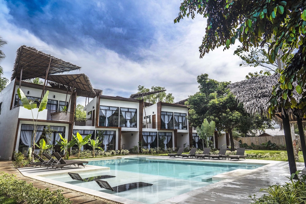 Bird of Paradise Bohol Resort