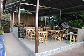 Sairee View Resort