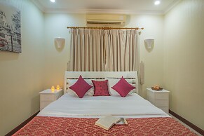 2 Bed Majestic Villa Near Beach