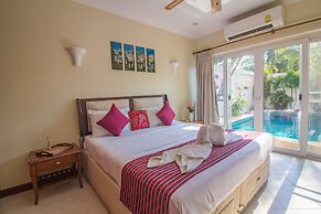 2 Bed Majestic Villa Near Beach