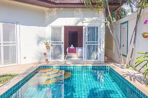 2 Bed Majestic Villa Near Beach