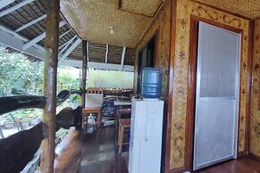BING-VICE TOURIST INN Port Barton
