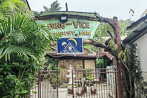 BING-VICE TOURIST INN Port Barton