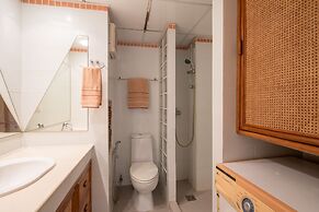 Phuket Palace Condominium by Ale