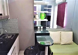 Green Pramuka Apartement By Vici